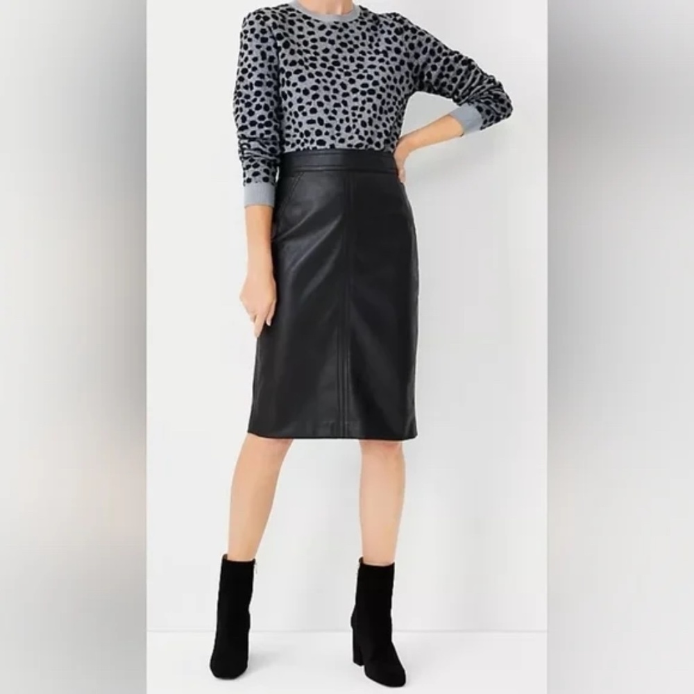 NWT  Ann Taylor  Seamed Faux Leather Pencil Skirt
